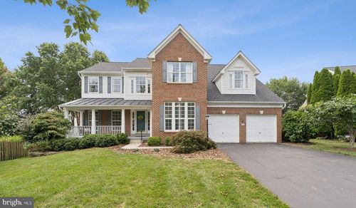 416 Falls Chapel Ct, PURCELLVILLE, VA, 20132-7206 | Card Image