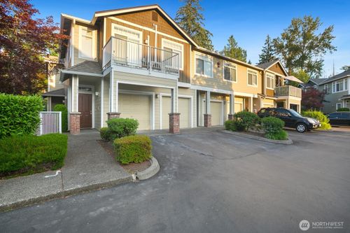 n1-739 241st Lane Se, Sammamish, WA, 98074 | Card Image