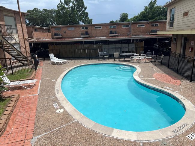 APT-38 - 8110 Albacore Dr, House attached with 2 bedrooms, 2 bathrooms and 1 parking in Houston TX | Image 14