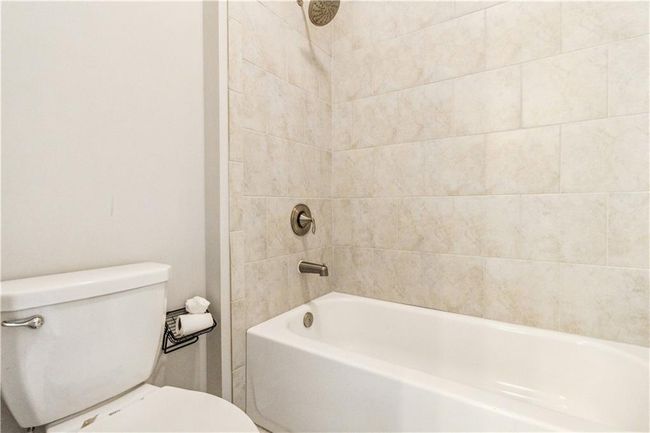 510 Suwanee Pass Ln, Townhouse with 3 bedrooms, 4 bathrooms and null parking in Suwanee GA | Image 29