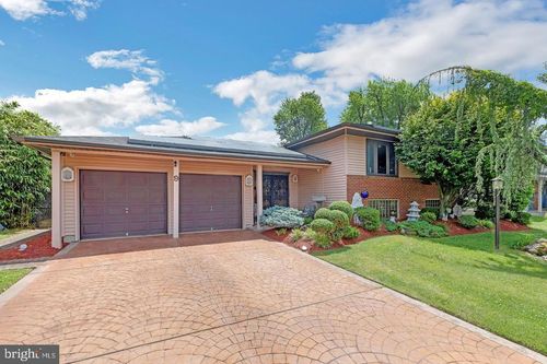 9 Bryant Rd, BLACKWOOD, NJ, 08012-1445 | Card Image