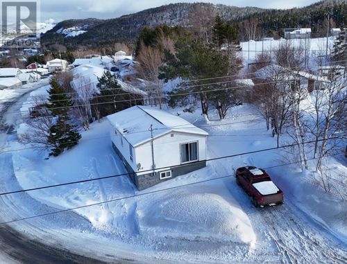 21 Woodcrest Ave, Corner Brook, NL, A2H3P6 | Card Image