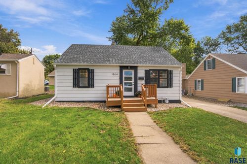 1504 S Grange Ave Avenue, Sioux Falls, SD, 57105 | Card Image