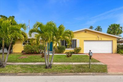 105 Bay Drive N, House other with 3 bedrooms, 2 bathrooms and null parking in Indian Harbour Beach FL | Image 1