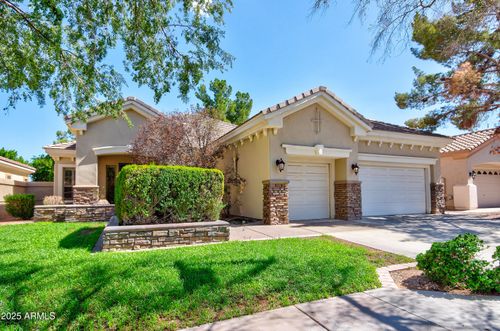 8015 S Michele Ln, Tempe, AZ, 85284-1362 | Card Image