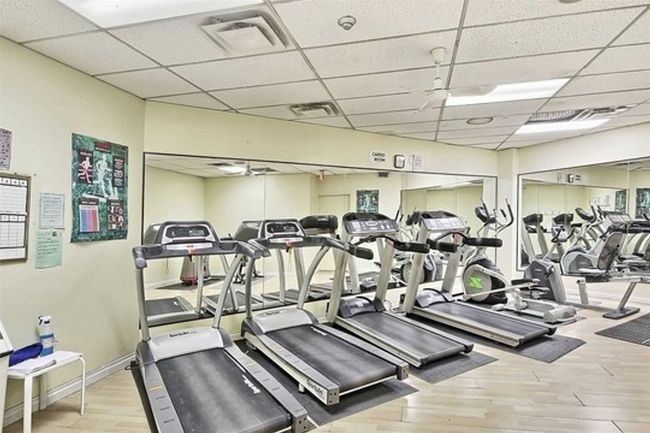 611 - 390 Dixon Rd, Condo with 3 bedrooms, 2 bathrooms and 1 parking in Etobicoke ON | Image 29
