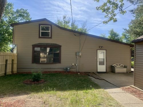 737 Johnson St, Beloit, WI, 53511-4928 | Card Image