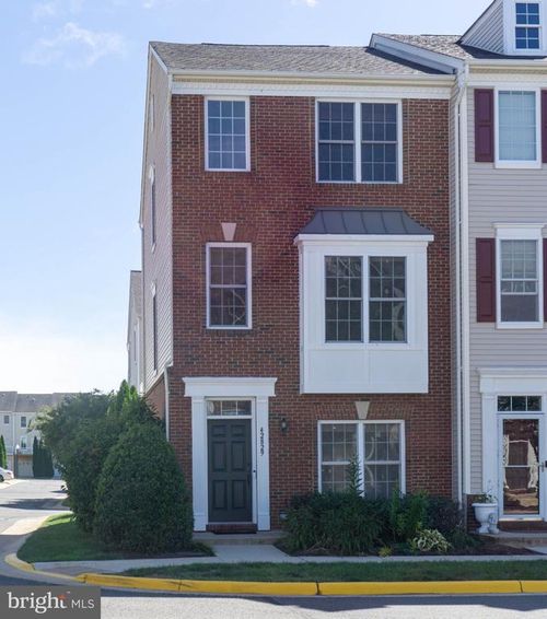 42829 Pamplin Ter, CHANTILLY, VA, 20152-6745 | Card Image