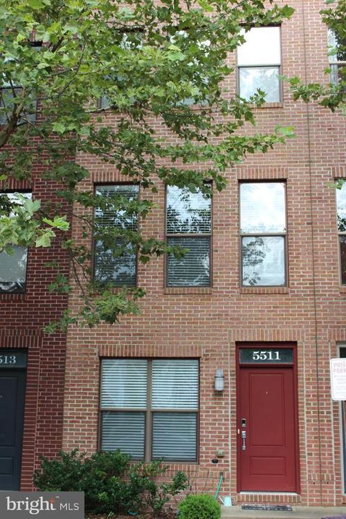 5511 44th Ave, HYATTSVILLE, MD, 20781-1649 | Card Image