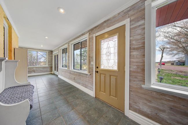 24 Entry_porch.jpg | Image 61