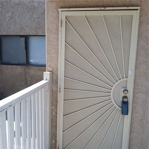 2449 W Acacia Ave, Hemet, CA, 92545-4804 | Card Image