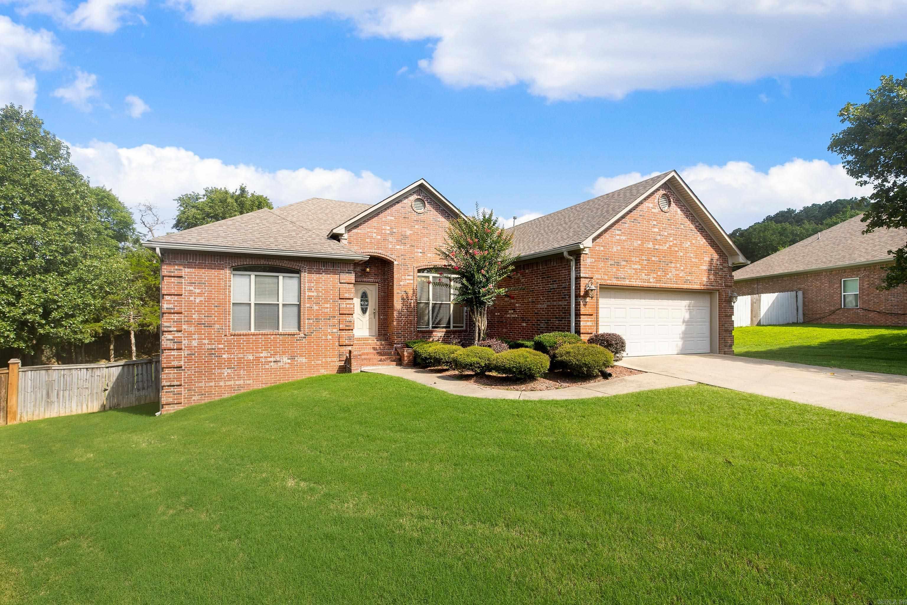 Residential in Greenbrier