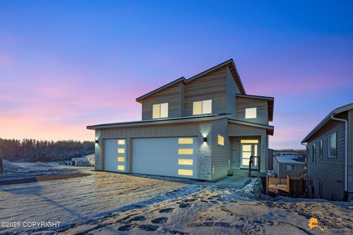 8868 Chalk Hill Loop, Anchorage, AK, 99502-4066 | Card Image