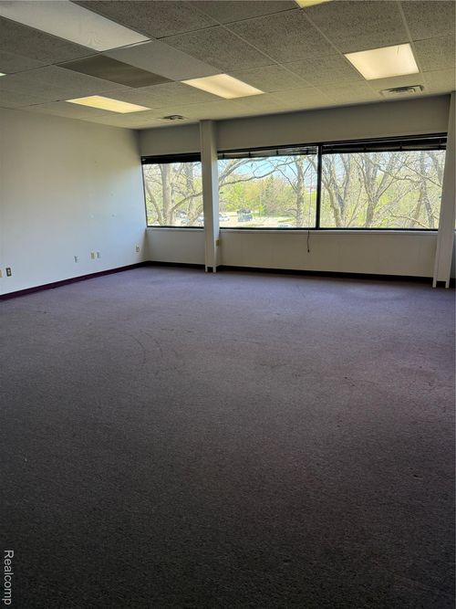 4488 W Bristol-Suite A Road, Flint, MI, 48507 | Card Image