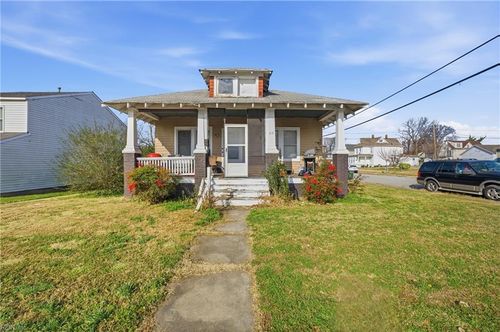 215 Blair Ave, Newport News, VA, 23607-6026 | Card Image