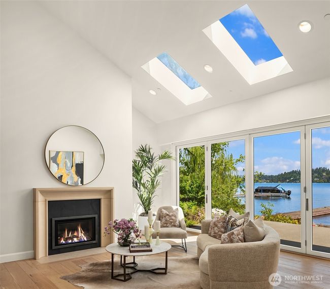 8620 N Mercer Way, House other with 5 bedrooms, 5 bathrooms and 3 parking in Mercer Island WA | Image 6