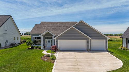 722 Waxwing Ct, Roanoke, IN, 46783-8975 | Card Image