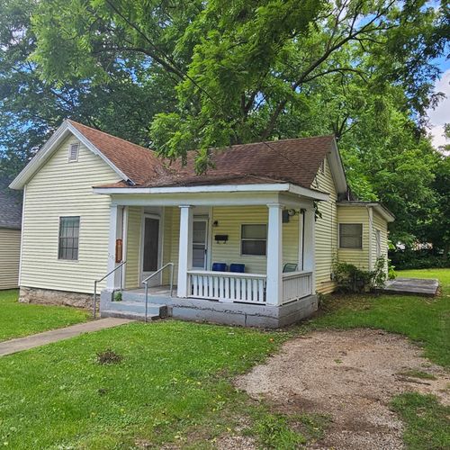 2130 N Travis Avenue, Springfield, MO, 65803 | Card Image