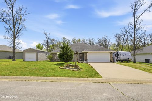 13719 Pella Ln, Neosho, MO, 64850-8781 | Card Image