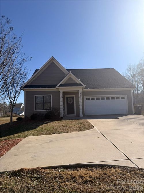 423 Dallas Stanley Hwy, Dallas, NC, 28034-1822 | Card Image