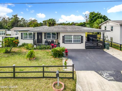 748 White St, Daytona Beach, FL, 32114-1738 | Card Image