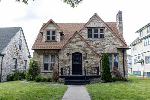 4249 N 24th Pl, Milwaukee, WI, 53209-6609 | Card Image