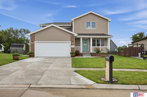 113 W 9th St, Hickman, NE, 68372-1406 | Card Image