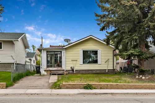 406 8 Ave Se, High River, AB, T1V1J3 | Card Image