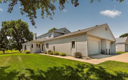 4862 Tee Ct Sw, Rochester, MN, 55902-1808 | Card Image