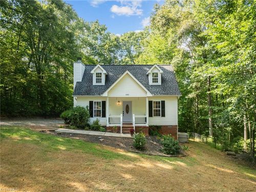 3902 Chucks Ct, Burlington, NC, 27215-8052 | Card Image