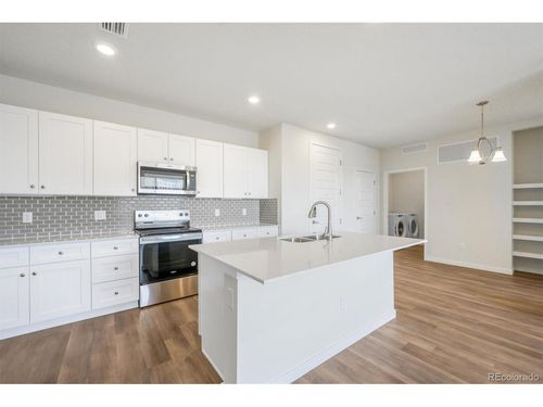 203-483 Interlocken Blvd, Broomfield, CO, 80021-5202 | Card Image