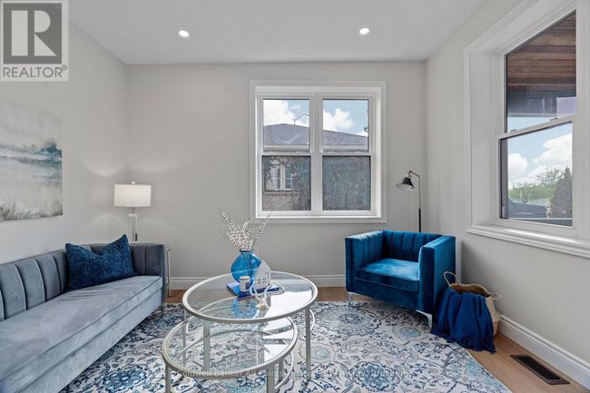 82 Gloucester Terr, House other with 2 bedrooms, 2 bathrooms and 4 parking in Goderich ON | Image 9