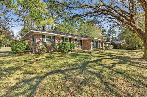 1008 Chalet Dr W, Mobile, AL, 36608-3662 | Card Image