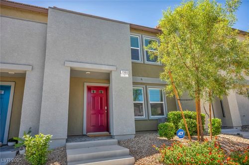 7960 Fields Forever Ave, Las Vegas, NV, 89113-6252 | Card Image