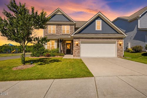 636 Hiddenbrook Dr, Durham, NC, 27703-8684 | Card Image