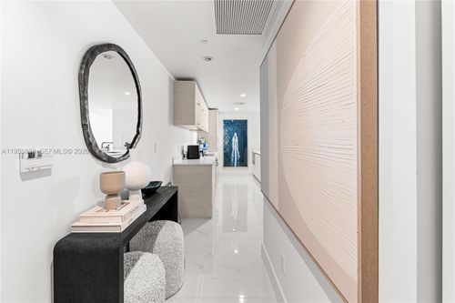 unit-2810-1300 S Miami Ave, Miami, FL, 33130-4483 | Card Image