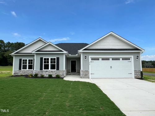 215 Creeks Edge Dr, Pikeville, NC, 27863-7723 | Card Image