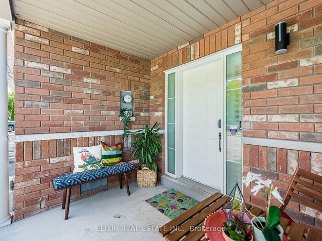 51 Luce Dr, House attached with 4 bedrooms, 4 bathrooms and 1 parking in Ajax ON | Image 6
