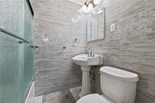 3640 Mintwood St, House other with 3 bedrooms, 2 bathrooms and 4 parking in Pittsburgh PA | Image 14
