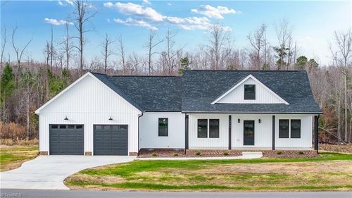 3247 Fox Glow Trl, Asheboro, NC, 27205-8272 | Card Image