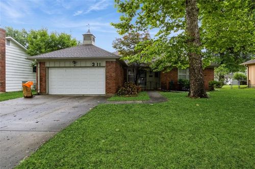 311 Hawthorne Dr, Belton, MO, 64012-1934 | Card Image