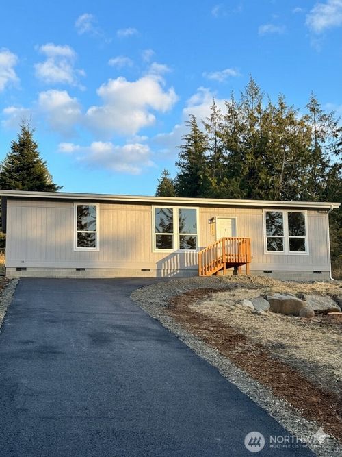4772 Beach Ln, Ferndale, WA, 98248-9509 | Card Image