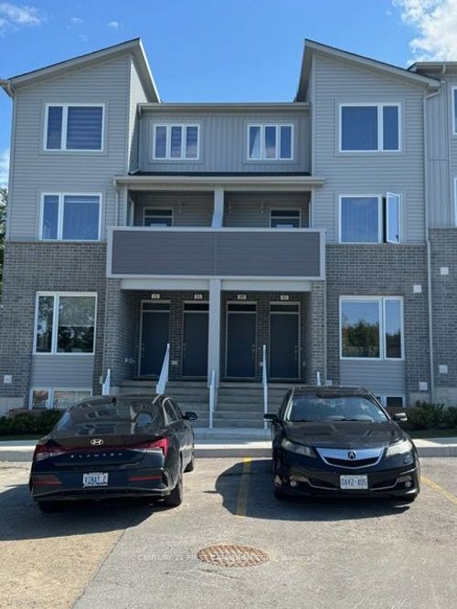 990 Deveron Cres, London, ON, N5Z0B7 | Card Image