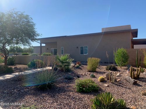 3027 N Dales Crossing Dr, Tucson, AZ, 85745-1215 | Card Image