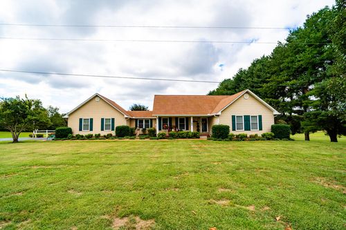 195 Ray Cemetery Rd, Sparta, TN, 38583-5212 | Card Image