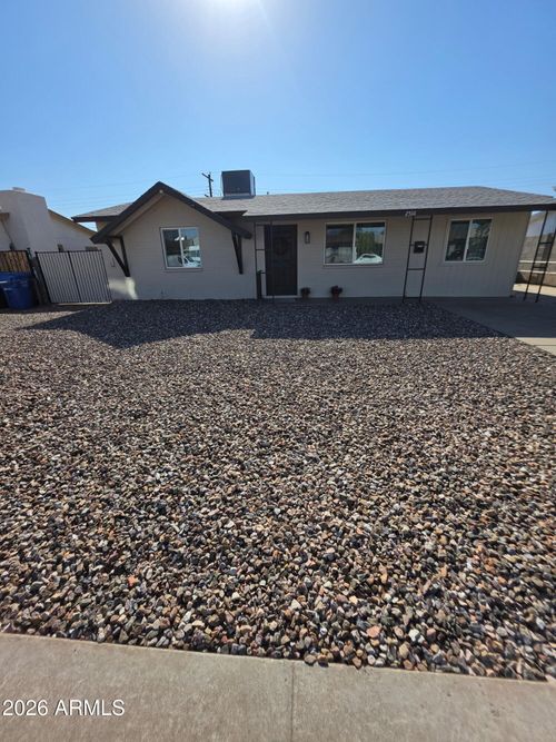 2516 N 47th Dr, Phoenix, AZ, 85035-2120 | Card Image