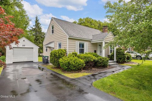29 Witbeck Dr, Glenville, NY, 12302-5115 | Card Image