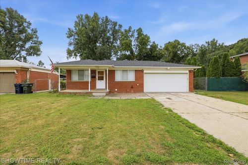 4922 Sanford Dr, Sterling Heights, MI, 48310-6659 | Card Image