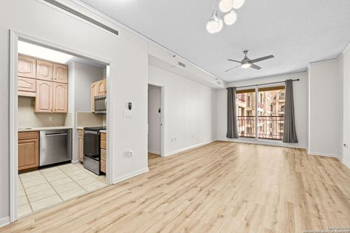 apt-2113-1 Towers Park Ln, San Antonio, TX, 78209-6440 | Card Image