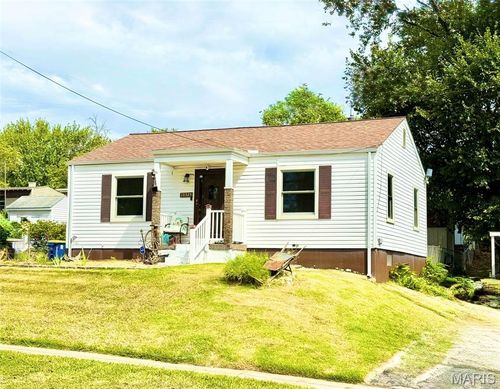 10325 Breckenridge Rd, Saint Ann, MO, 63074-3514 | Card Image